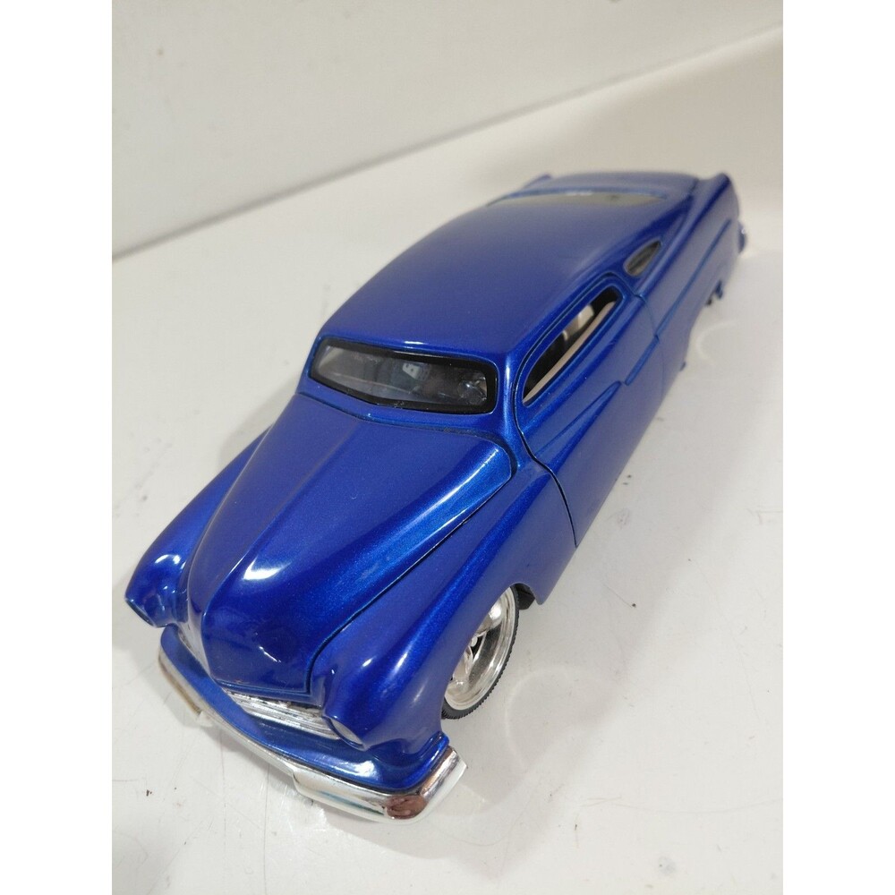 Jada Dub City Old Skool 1:24 Die Cast 1951 Mercury Coupe Classic Car